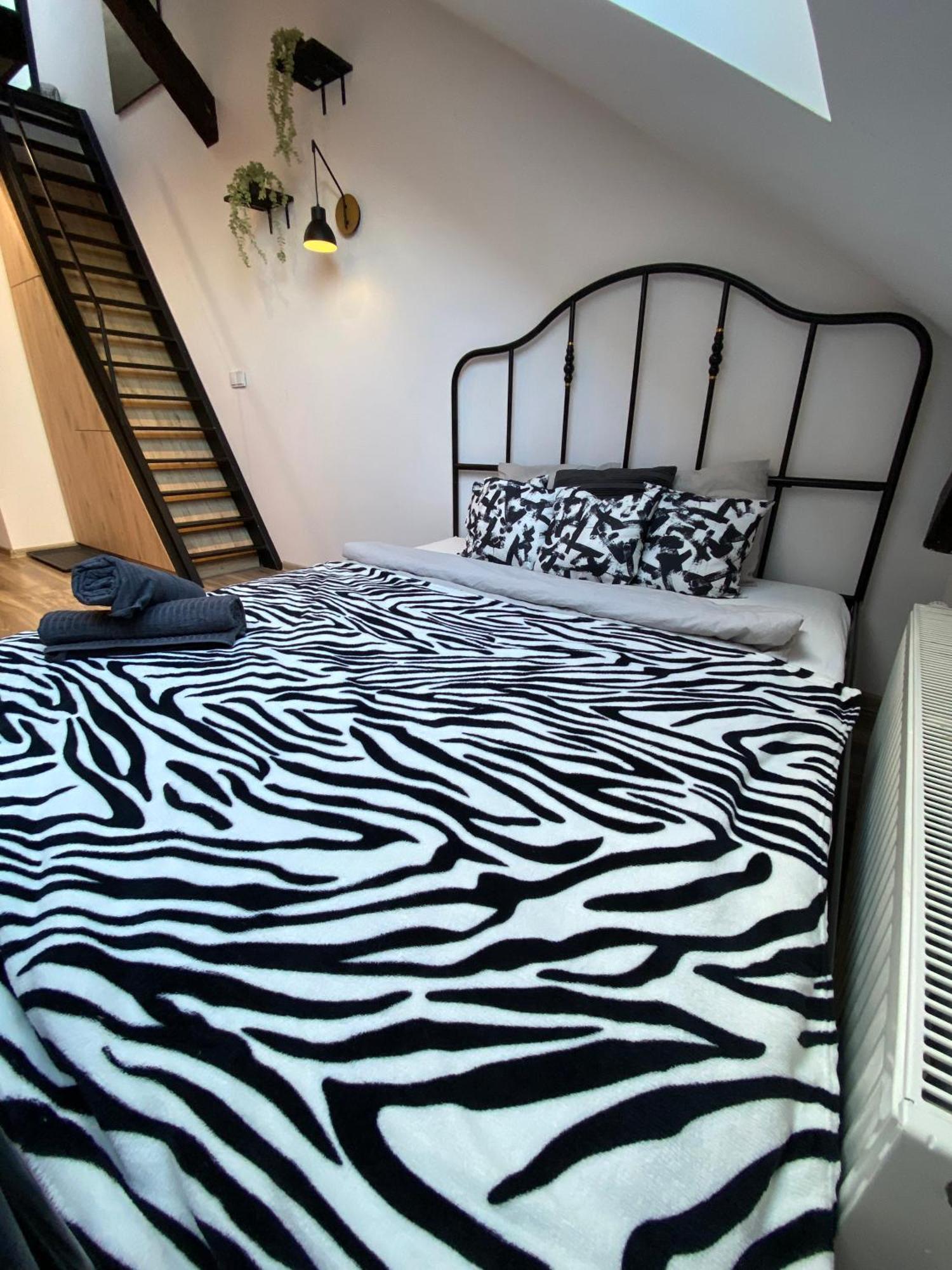Apartamento High Five Cracovia Exterior foto